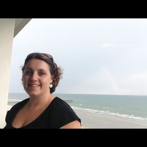 Meet your Posher, Selina